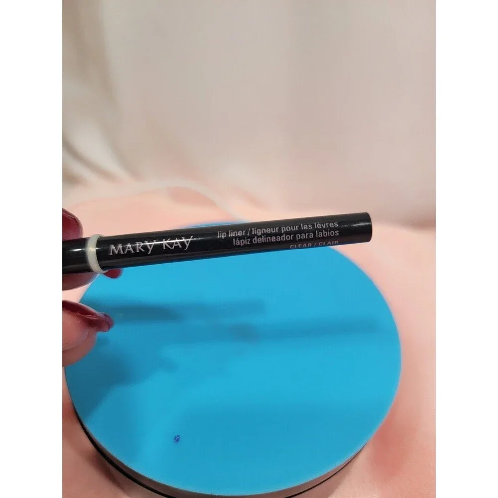 NEW Discontinued Mary Kay 8 Piece Makeup Bundle